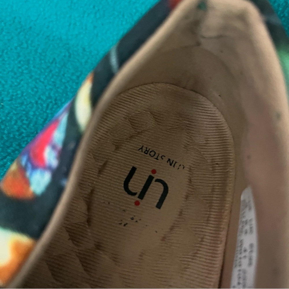 UIN Colorful Abstract Slip-On Women's Shoes Sz 9 - Picture 8 of 12